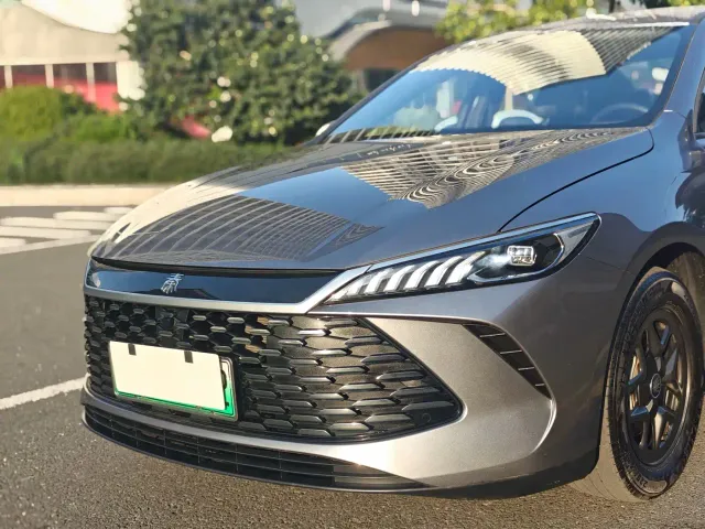BYD Qin PLUS — Фото автомобиля 20