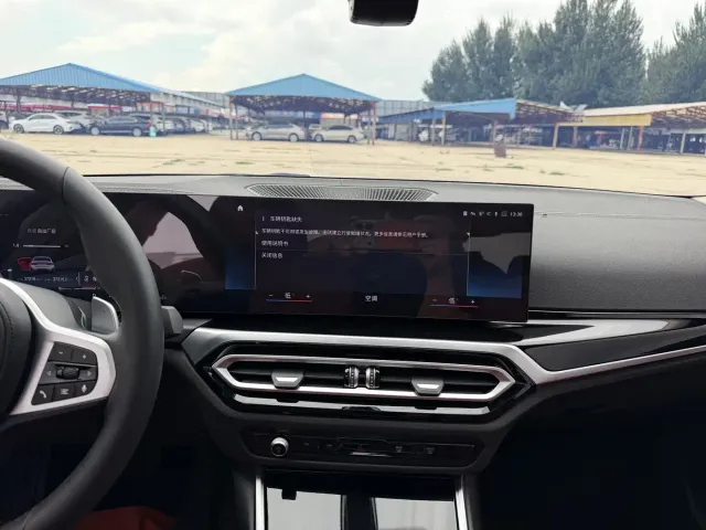 BMW 3 Series — Фото автомобиля 10