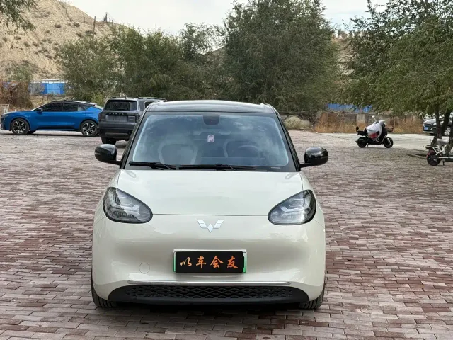 Wuling Bingo — Фото автомобиля 2