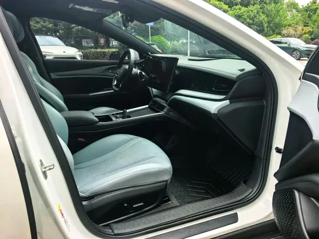 BYD Seal — Фото автомобиля 9