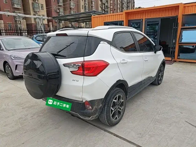 BYD Yuan Pro — Фото автомобиля 6