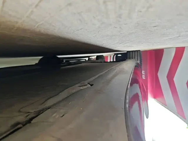Tesla Model 3 — Фото автомобиля 20