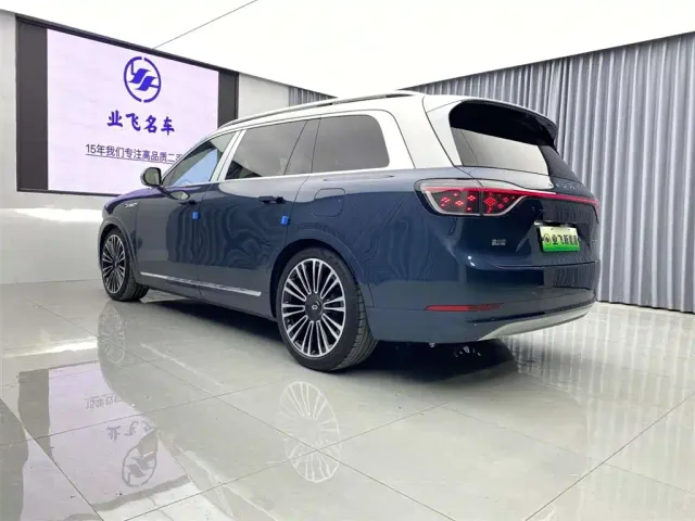 Aito M9 — Фото автомобиля 6