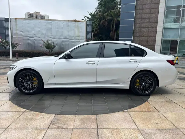 BMW 3 Series — Фото автомобиля 7