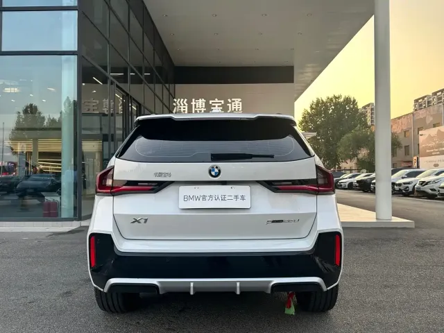 BMW X1 — Фото автомобиля 13
