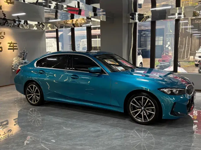 BMW 3 Series — Фото автомобиля 4