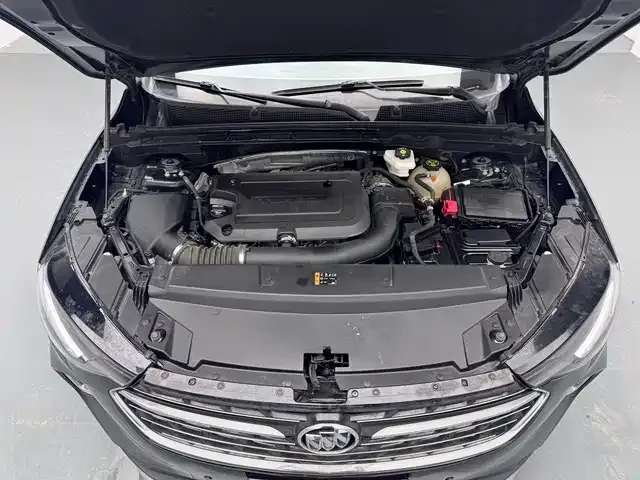 Buick Envision S — Фото автомобиля 18