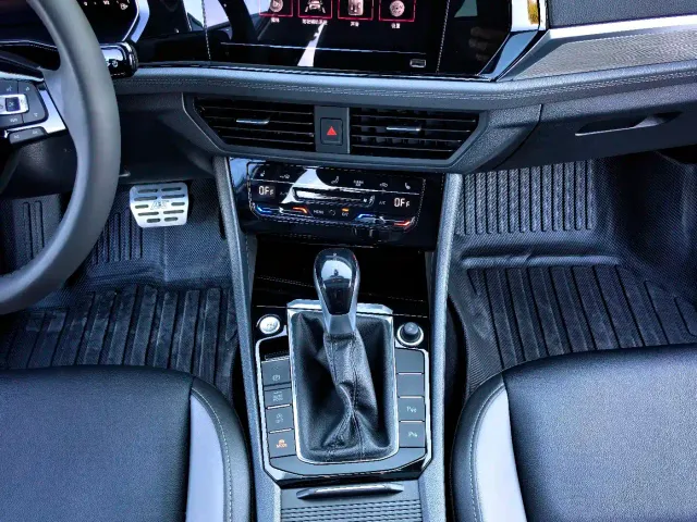 Volkswagen Sagitar — Фото автомобиля 16