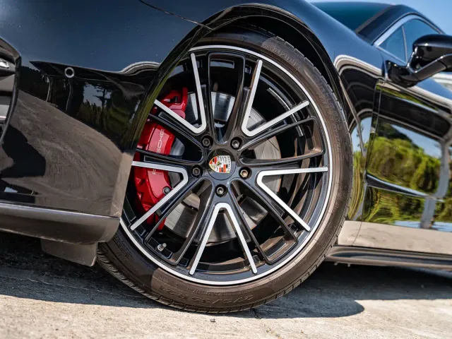 Porsche Panamera — Фото автомобиля 5