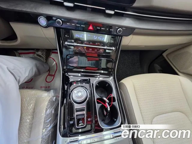 Kia Carnival 4th Gen — Фото автомобиля 16