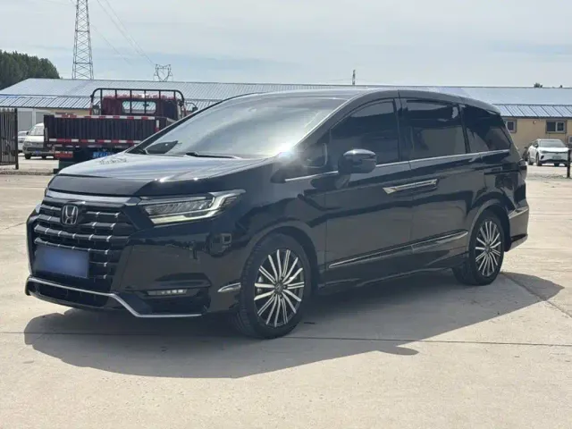 Фотография автомобиля — Honda Elysion