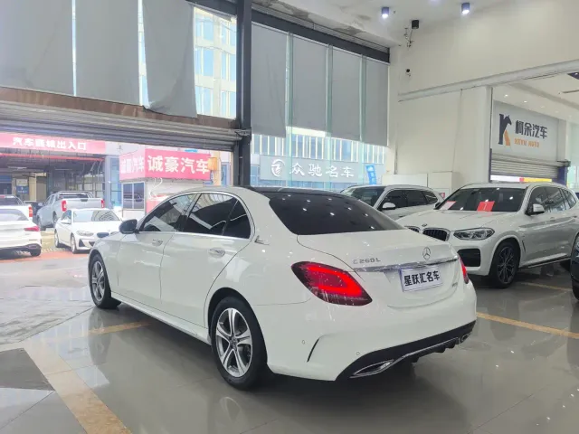 Mercedes-Benz C-Class — Фото автомобиля 4