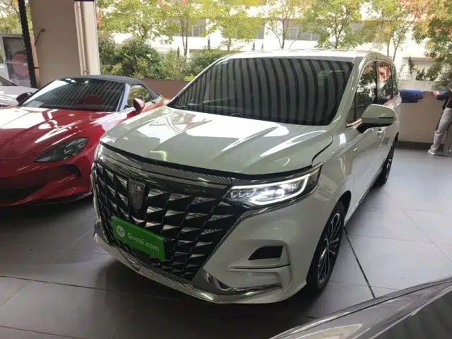 Фотография автомобиля — Roewe iMAX8