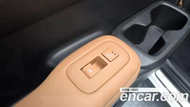 Hyundai Santa Fe MX5 — Фото автомобиля 19
