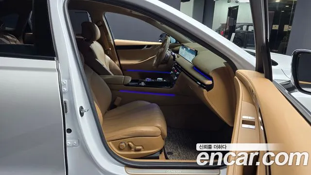 Genesis G80 Бензин 2.5 турбо 2WD — Фото автомобиля 11