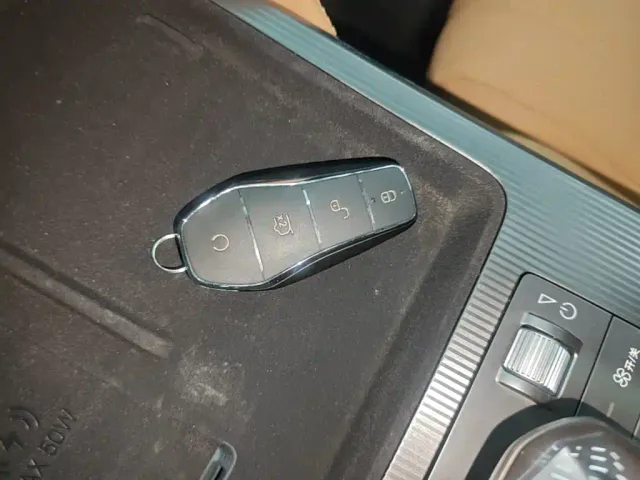 BYD Song L DM-i — Фото автомобиля 16