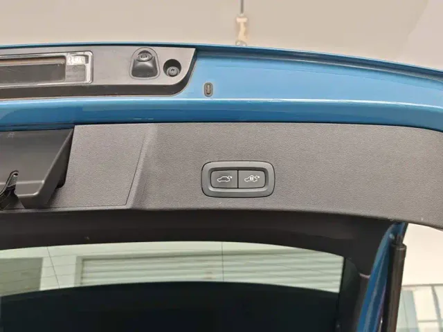 Volvo XC40 — Фото автомобиля 20