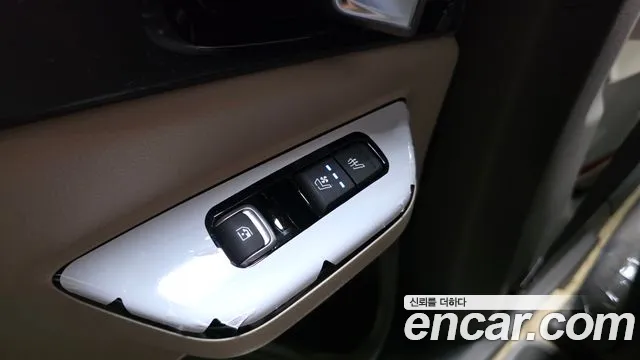 Kia Canival Carnival 4 поколение Бензин 9 мест Hi-Limousine — Фото автомобиля 13
