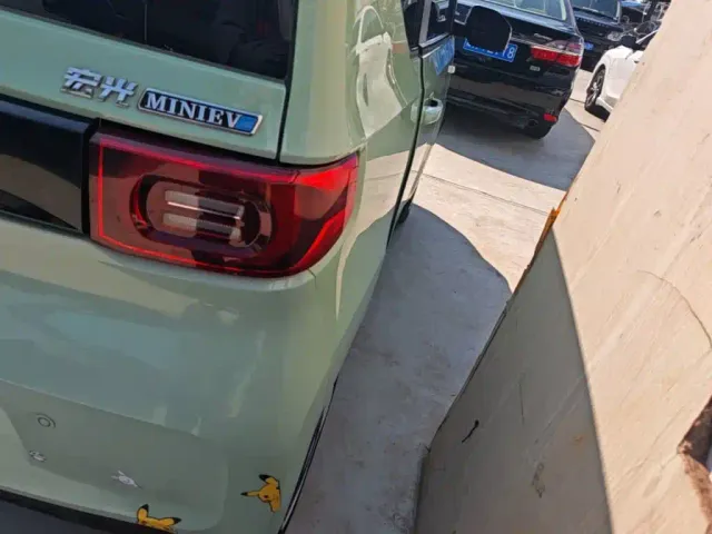 Wuling Hongguang Mini EV — Фото автомобиля 7