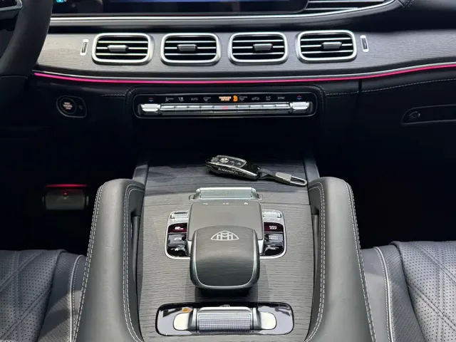Mercedes-Benz Maybach GLS — Фото автомобиля 20