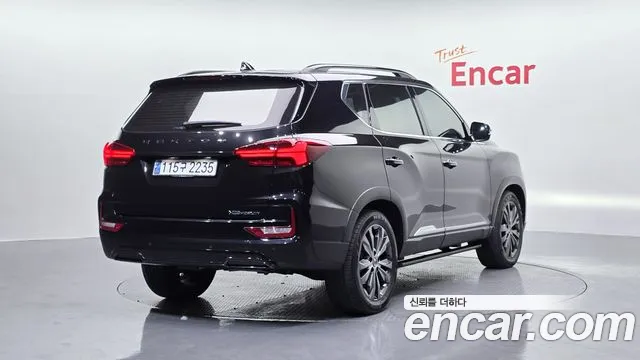 KG_Mobility_Ssangyong Rexton Rexton Arena Дизель 2.2 4WD — Фото автомобиля 2