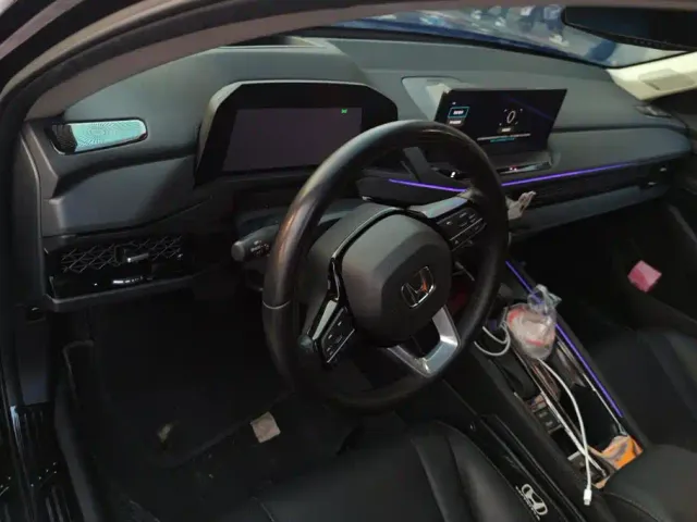 Honda Accord — Фото автомобиля 12