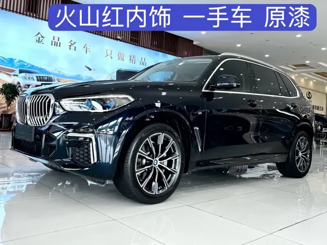 Фотография автомобиля — BMW X5