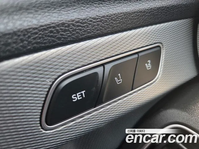 Hyundai Palisade Palisade Дизель 2.2 2WD — Фото автомобиля 17