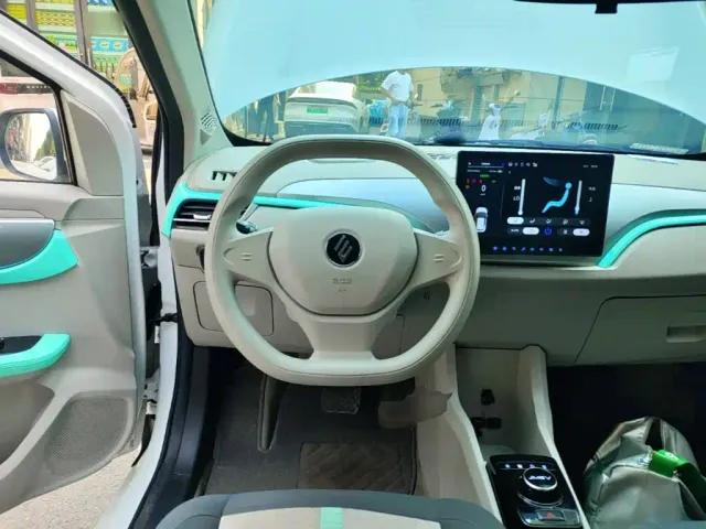 JMEV EV3 — Фото автомобиля 10