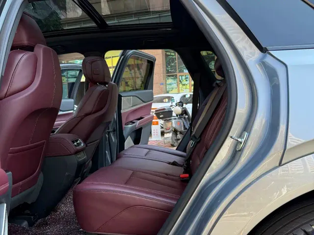 Cadillac XT5 — Фото автомобиля 29