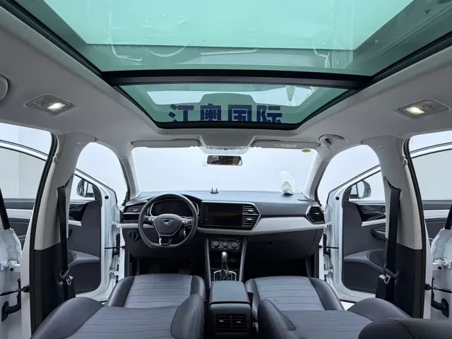 Jetta VS7 — Фото автомобиля 11