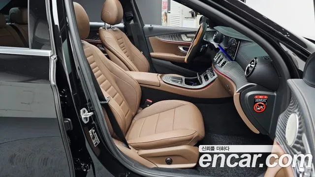 Mercedes-Benz E-Class E-класс W213 E350 4MATIC Exclusive — Фото автомобиля 22