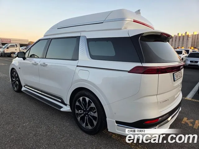 Kia Carnival 4th Gen — Фото автомобиля 5