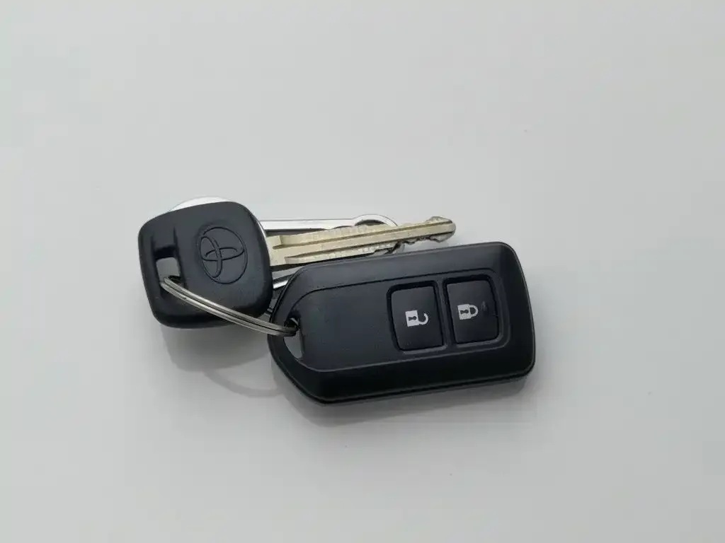 Toyota YARiS L Zhi Xuan 2022 Zhi Xuan X 1.5L CVT Leading PLUS Edition — Фото автомобиля 19