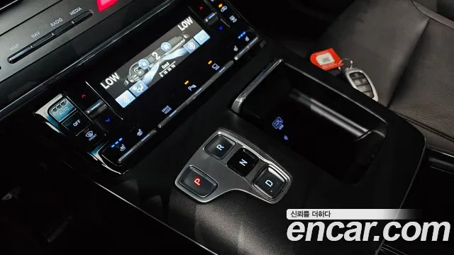 Hyundai Grandeur Grandeur (New) — Фото автомобиля 12