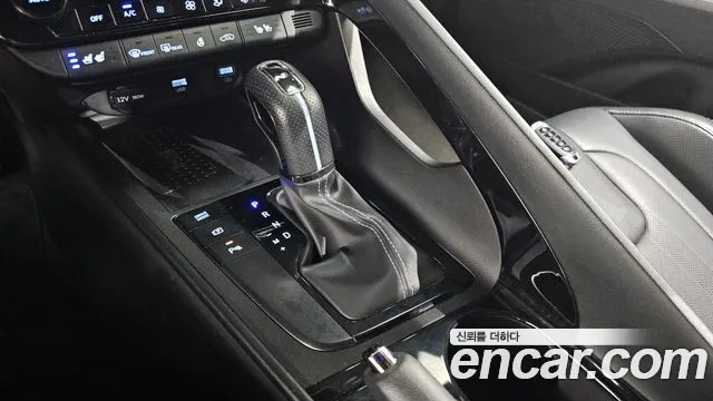 Hyundai Avante — Фото автомобиля 12