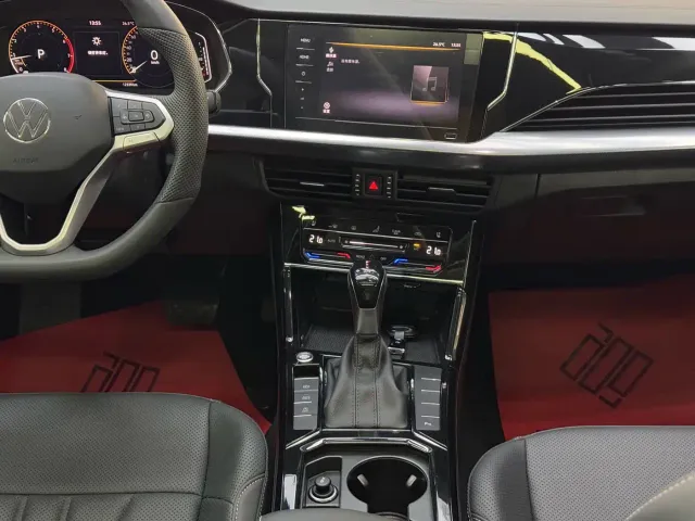Volkswagen Passat — Фото автомобиля 22