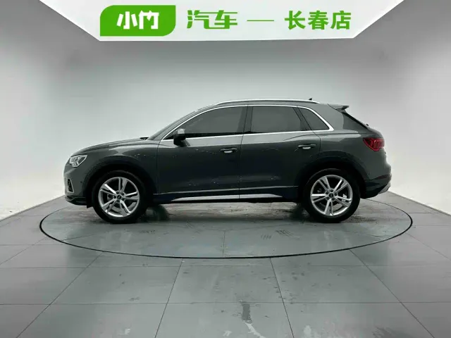 Audi Q3 — Фото автомобиля 3