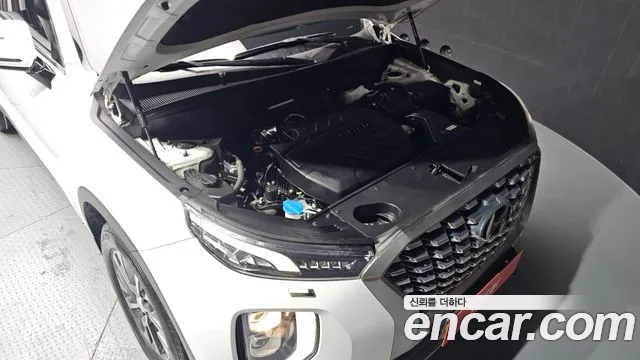 Hyundai Palisade Palisade Дизель 2.2 2WD — Фото автомобиля 6