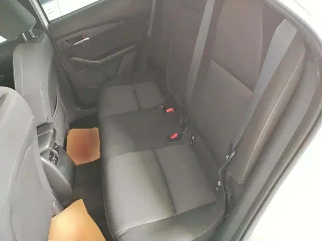 Mazda CX-30 EV — Фото автомобиля 16