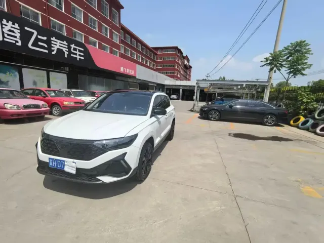 Фотография автомобиля — Jetta VS5