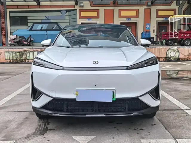 Dongfeng Aeolus Dongfeng Fengshen L7 2025 Model 518 Comfort Champion Edition — Фото автомобиля 2