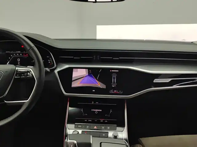 Audi A7L — Фото автомобиля 13