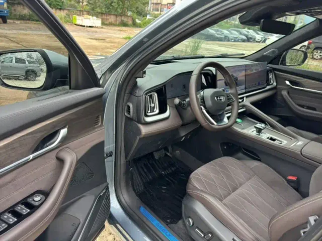 Geely Xingyue L — Фото автомобиля 8