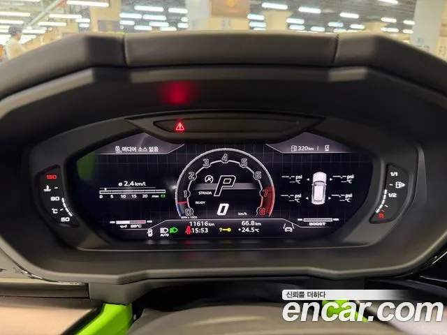 Lamborghini Urus — Фото автомобиля 19