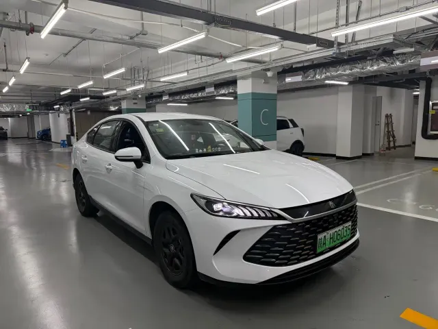 BYD Qin PLUS — Фото автомобиля 2