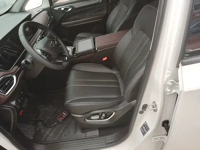 GAC Trumpchi M6 — Фото автомобиля 14