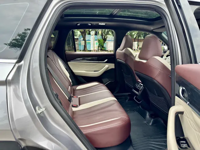 Geely Xingyue L — Фото автомобиля 17