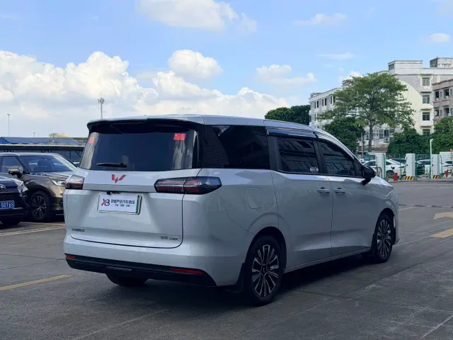 Wuling Starlight 730 — Фото автомобиля 5