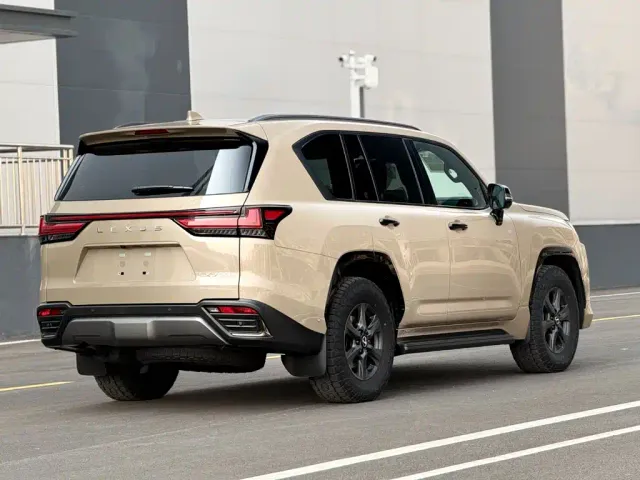 Lexus LX — Фото автомобиля 5